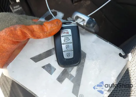 2011 Hyundai Sonata Se z USA, uszkodzony, nr VIN 5NPEC4AC6BH303416